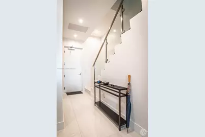 275 Giralda Ave #C4, Coral Gables, FL 33134 - Photo 6