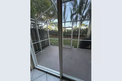 2070 Madeira Dr #5, Weston, FL 33327 - Photo 14