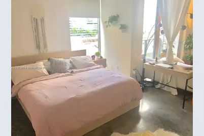 151 SE 1st St #409, Miami, FL 33131 - Photo 2