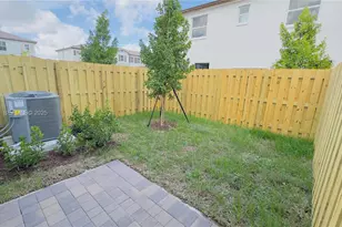 2621 SE 27th Dr, Homestead, FL 33035 - Photo 24