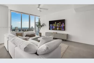 92 SW 3rd St #5204, Miami, FL 33130 - Photo 6