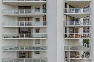 19500 Turnberry Way, Aventura, FL 33180 - Photo 24