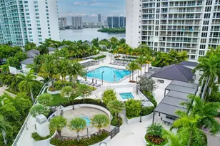 7000 Island Blvd, Aventura, FL 33160 - Photo 56