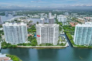 7000 Island Blvd, Aventura, FL 33160 - Photo 64