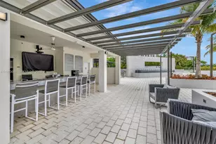 7000 Island Blvd, Aventura, FL 33160 - Photo 52