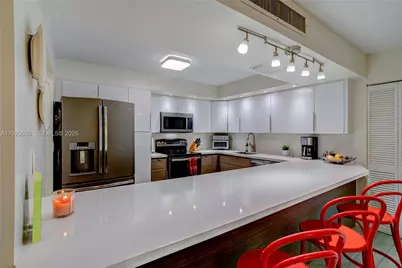 55 Ocean Lane Dr #2033, Key Biscayne, FL 33149 - Photo 8