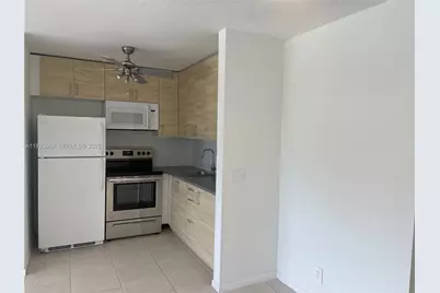 119 Tilford F #119, Deerfield Beach, FL 33442 - Photo 14