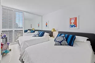 20185 E Country Club Dr, Aventura, FL 33180 - Photo 12