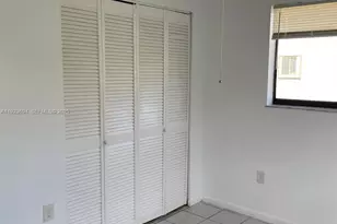 8075 SW 107th Ave, Miami, FL 33173 - Photo 14