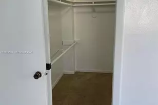 8075 SW 107th Ave, Miami, FL 33173 - Photo 8