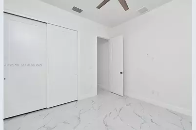 843 S Burns Ave S, Lehigh Acres, FL 33974 - Photo 28