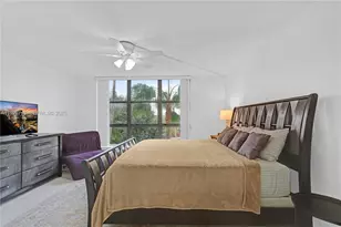 3600 Mystic Point Dr, Aventura, FL 33180 - Photo 22