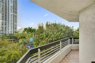 3600 Mystic Point Dr, Aventura, FL 33180 - Photo 6