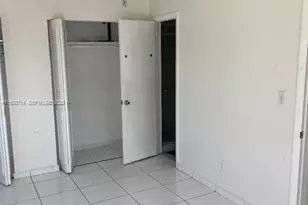 8001 Crespi Blvd, Miami Beach, FL 33141 - Photo 14