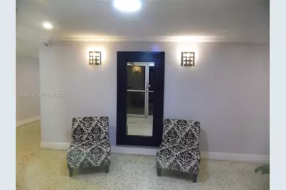 8001 Crespi Blvd #2D, Miami Beach, FL 33141 - Photo 6