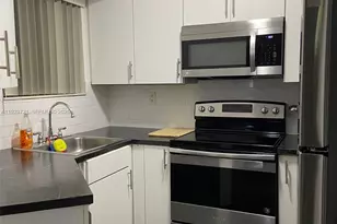 8275 SW 152nd Ave, Miami, FL 33193 - Photo 6