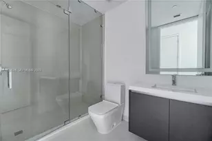 851 NE 1st Ave, Miami, FL 33132 - Photo 26