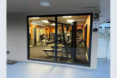 4800 Hillcrest Ln #408, Hollywood, FL 33021 - Photo 24