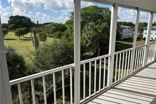 4800 Hillcrest Ln, Hollywood, FL 33021 - Photo 12