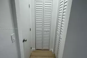 544 Michigan Ave, Miami Beach, FL 33139 - Photo 8