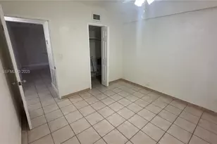 580 E 47th St, Hialeah, FL 33013 - Photo 12
