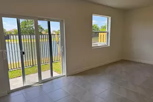 18426 SW 2nd St, Pembroke Pines, FL 33029 - Photo 6