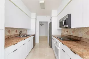 16400 Collins Ave, Sunny Isles Beach, FL 33160 - Photo 20