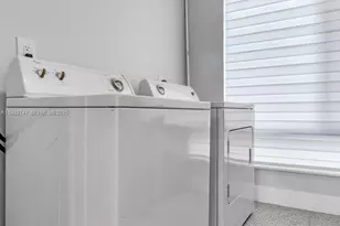 648 South Dr, Miami Springs, FL 33166 - Photo 18