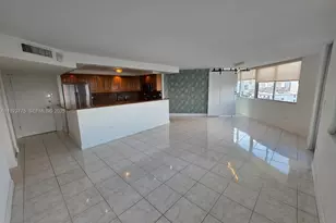 7135 Collins Ave, Miami Beach, FL 33141 - Photo 2