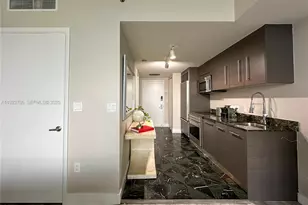 485 Brickell Ave, Miami, FL 33131 - Photo 10