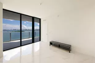 700 NE 24th St, Miami, FL 33137 - Photo 10