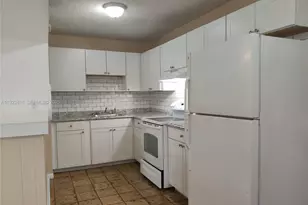 5494 Courtyard Dr, Margate, FL 33063 - Photo 8