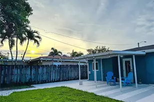 250 NE 42nd St, Oakland Park, FL 33334 - Photo 24