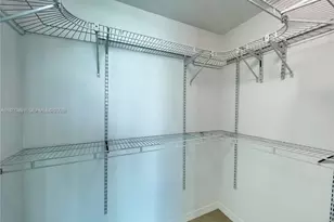 333 NE 24th St, Miami, FL 33137 - Photo 12