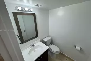 800 Parkview Dr, Hallandale Beach, FL 33009 - Photo 10