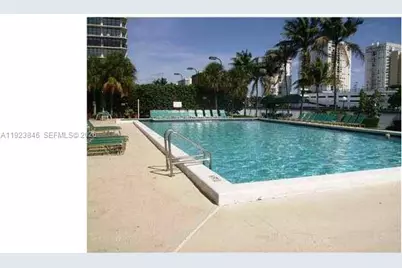 800 Parkview Dr #124, Hallandale Beach, FL 33009 - Photo 20