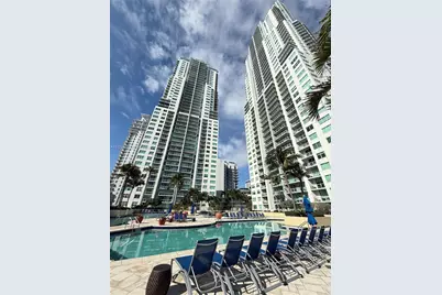 253 NE 2nd St #908, Miami, FL 33132 - Photo 2