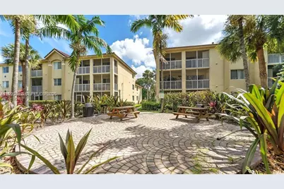 440 S Park Rd #4-306, Hollywood, FL 33021 - Photo 30