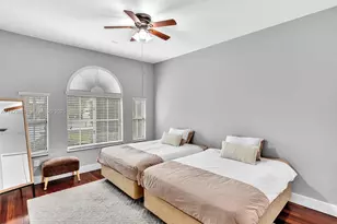 8123 NW 161st Terrace, Miami Lakes, FL 33016 - Photo 46