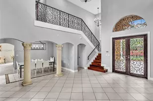 8123 NW 161st Terrace, Miami Lakes, FL 33016 - Photo 10