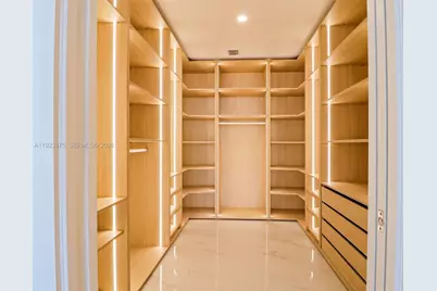 700 NE 24 St #4201, Miami, FL 33137 - Photo 32