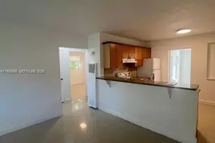 [Address not provided], Hallandale Beach, FL 33009 - Photo 6