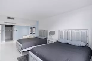 19370 E Collins Ave, Sunny Isles Beach, FL 33160 - Photo 10