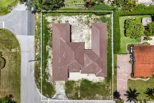 8275 SW 93rd St, Miami, FL 33156 - Photo 8