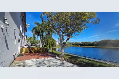 5675 NW 109th Ave #34, Doral, FL 33178 - Photo 28
