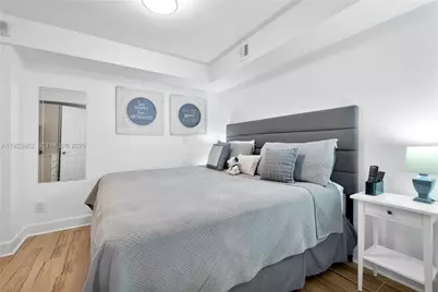 1800 Collins Ave #11B, Miami Beach, FL 33139 - Photo 10