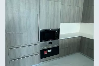 17550 Collins Ave #1204, Sunny Isles Beach, FL 33160 - Photo 4