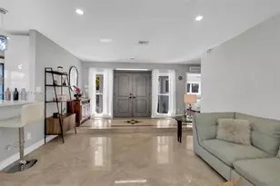 461 NE 115th St, Miami, FL 33161 - Photo 22