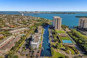 1650 NE 115th St, Miami, FL 33181 - Photo 2