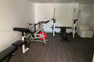 1650 NE 115th St, Miami, FL 33181 - Photo 6